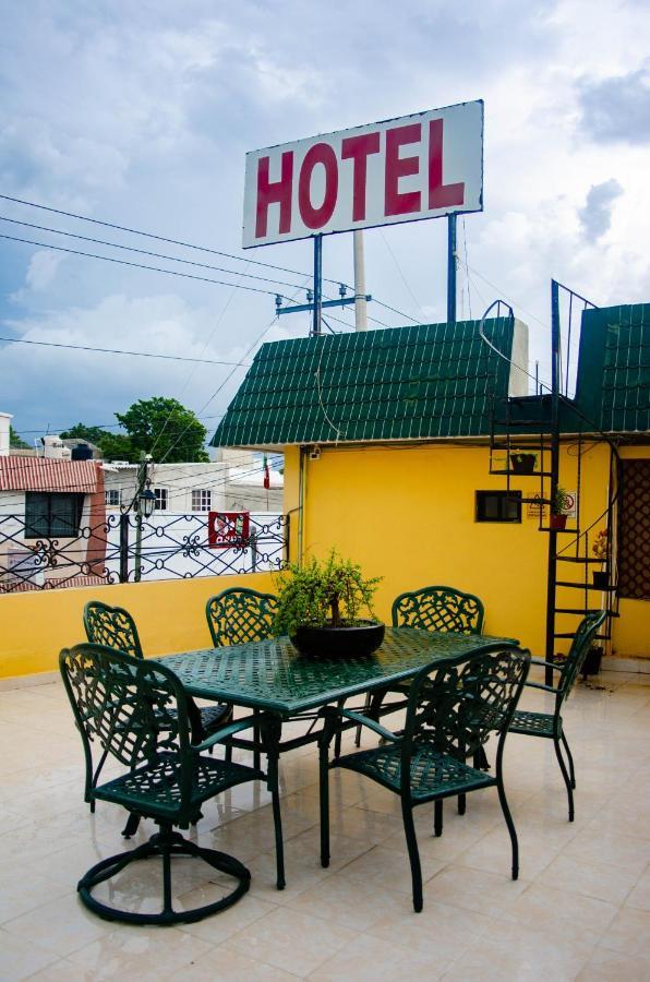 Hotel Villa Angeles Campeche Extérieur photo